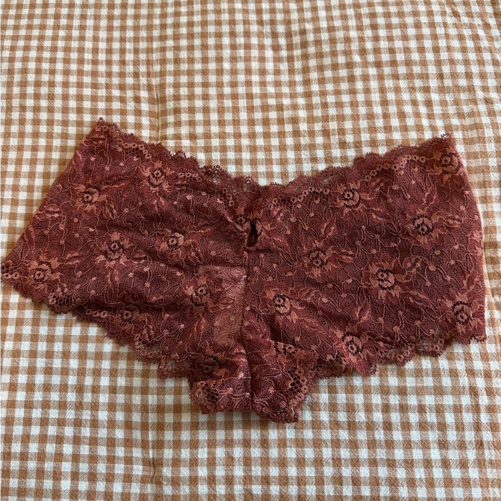 Victoria's Secret Burgundy Lace Panties NWT - Picture 2 of 4
